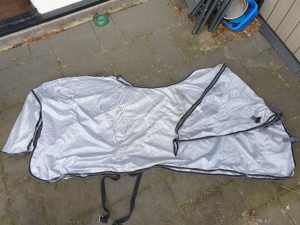 Vliegen uitrijdeken met hals, ondermaat 195, Full (L), Vliegendeken, Ophalen of Verzenden, Zo goed als nieuw