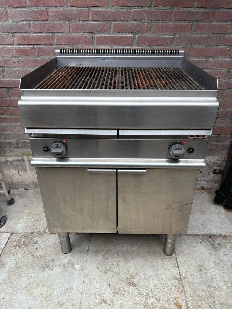 Grill van Modular, Ophalen, Gebruikt