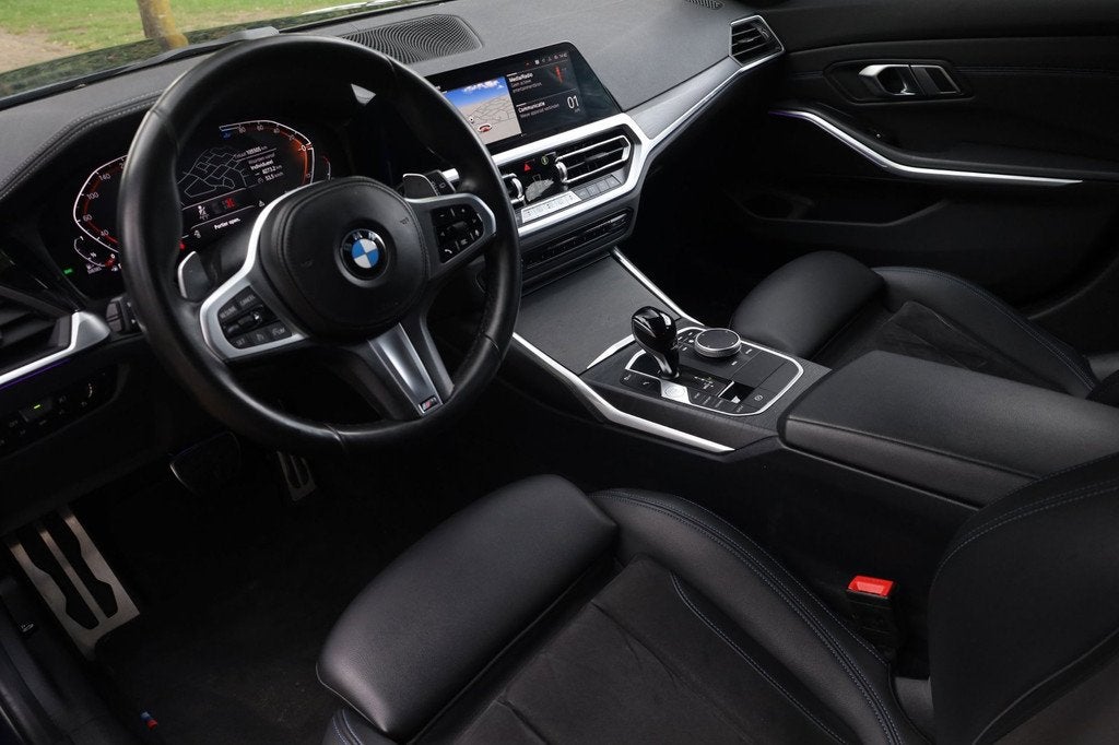 BMW 3-serie Touring 320d Aut. | M-pakket | Stoelverwarming |, Auto's, BMW, Achterwielaandrijving, Blauw, Leder, 3-Serie