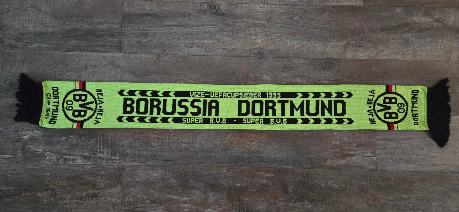 Sjaal Borussia Dortmund, Ophalen of Verzenden, Zo goed als nieuw, Buitenlandse clubs, Vaantje of Sjaal