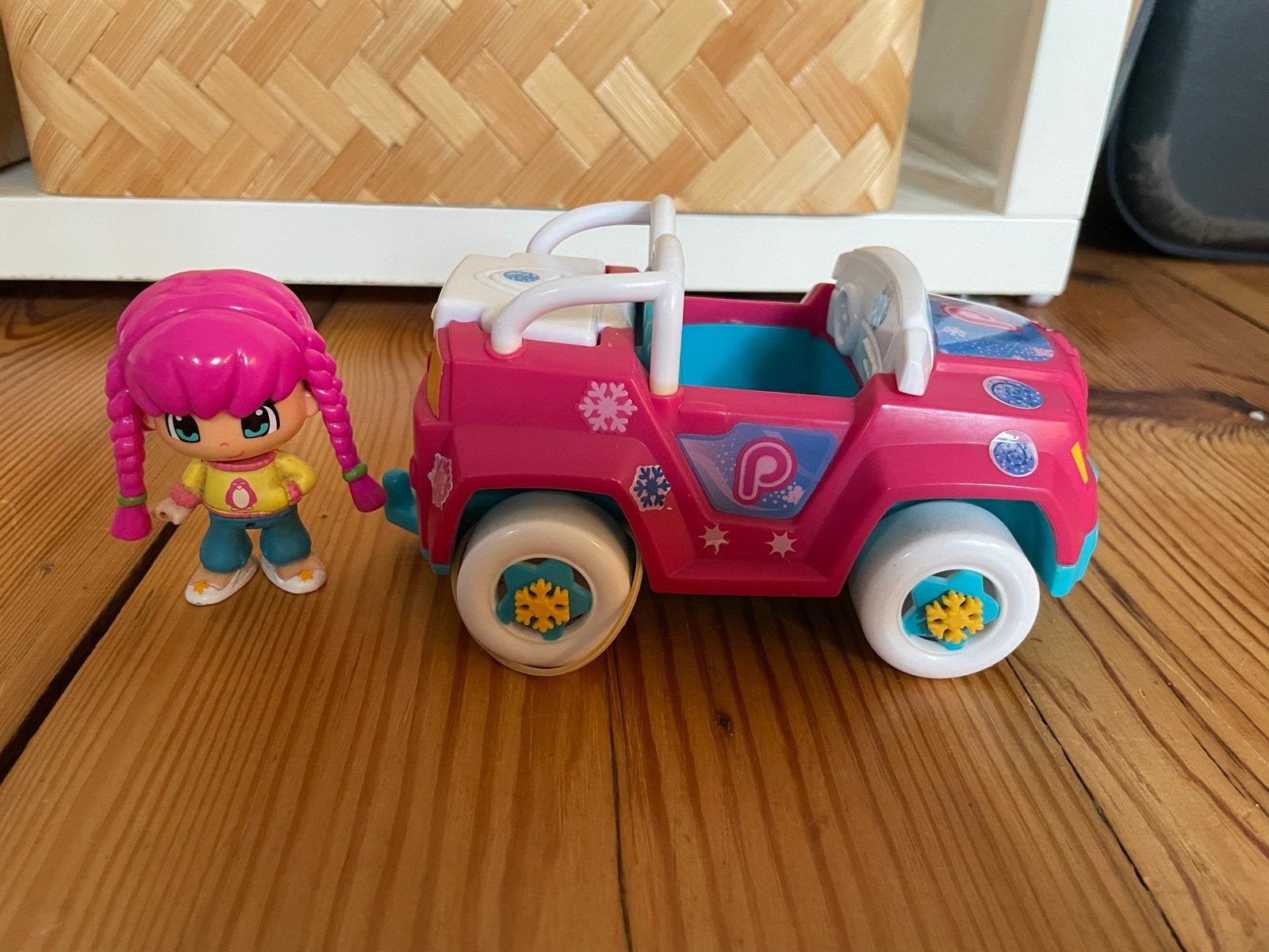 Pinypon auto met figuur - Roze speelgoedjeep, Ophalen, Gebruikt