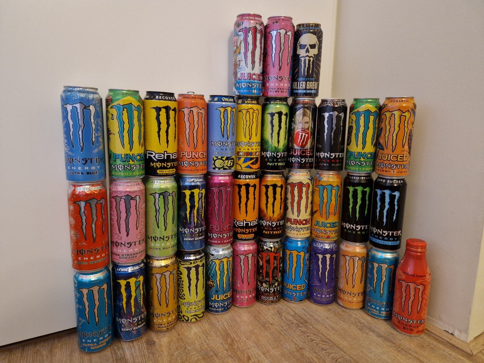 Verzameling ☆Lege☆ Energy Blikjes; 132 Stuks, Verzamelen, Blikken, Zo goed als nieuw, Overige, Ophalen