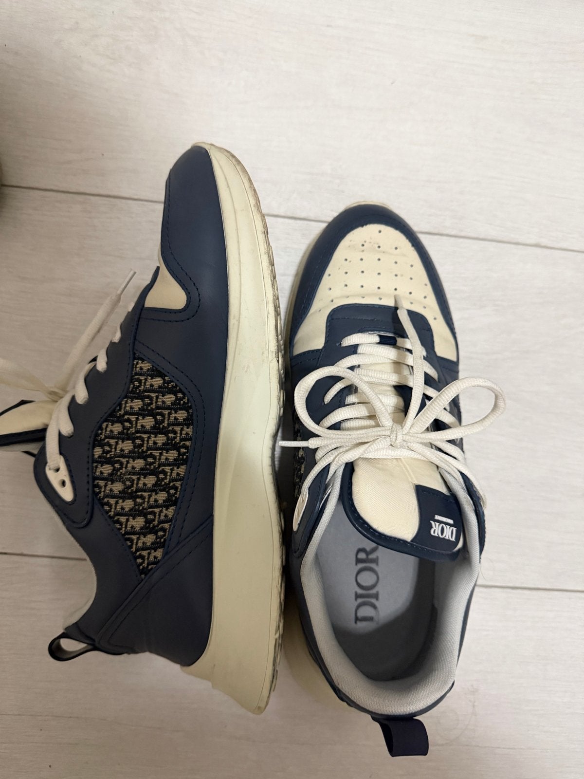 Dior B27 Lage Sneakers - Donkerblauw met Dior Oblique, Ophalen of Verzenden, Zo goed als nieuw, Blauw, Sneakers of Gympen