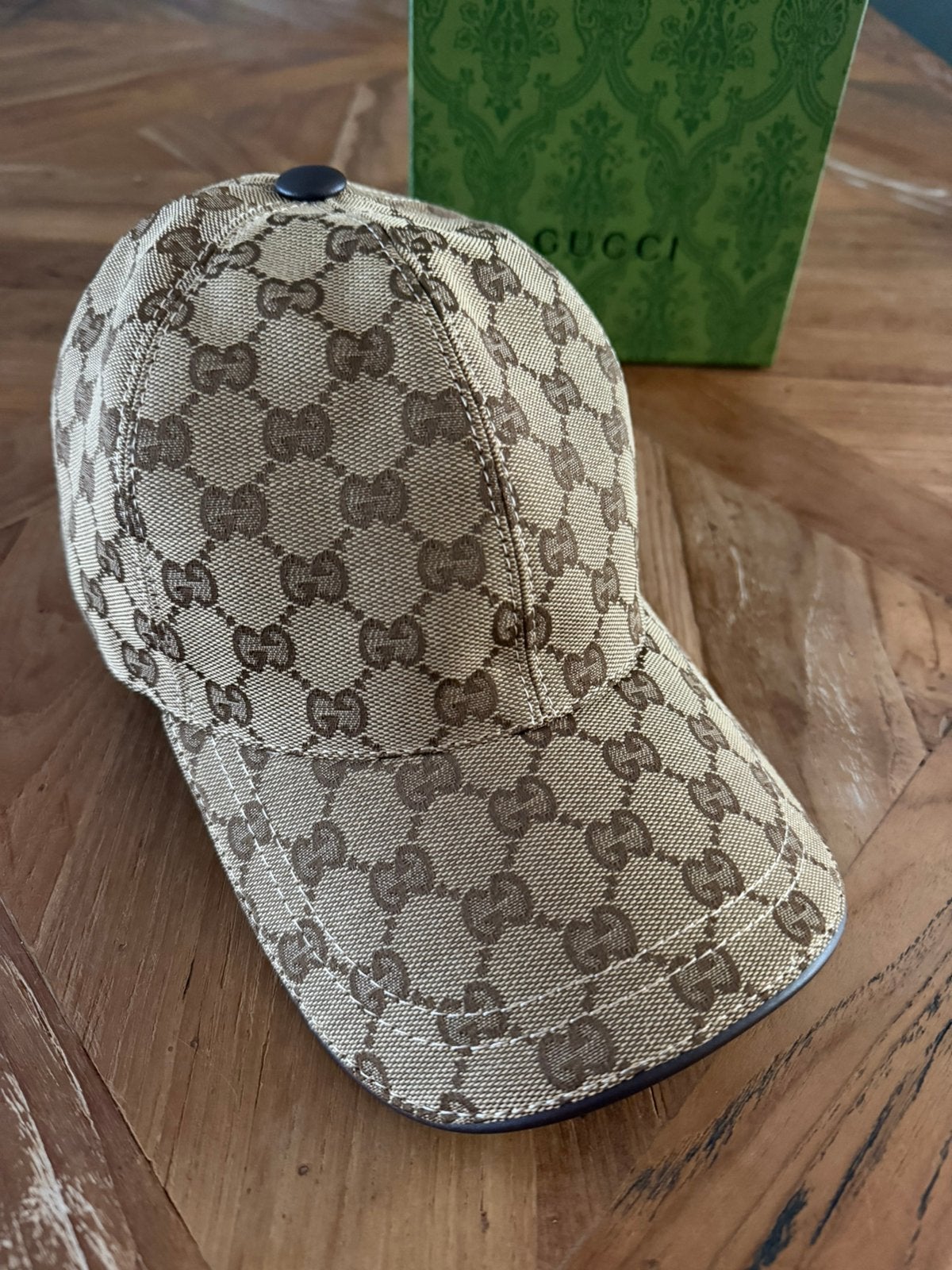 Gucci pet - bruine rand - nieuw, Ophalen of Verzenden, Nieuw, One size fits all, Pet