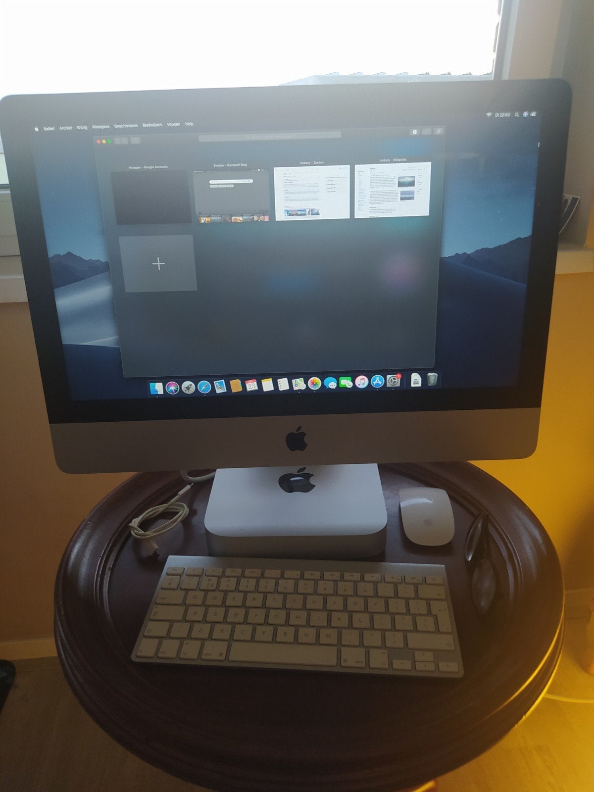 Mac Mini met iMac scherm, draadloos toetsenbord en muis, Computers en Software, Gebruikt, Onbekend, Ophalen of Verzenden, Mac Mini