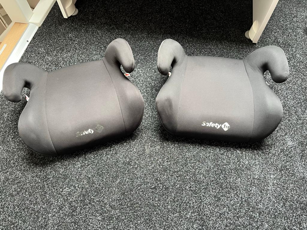 Twee zitverhogers van Safety First, Overige merken, 15 t/m 36 kg, Ophalen of Verzenden, Gebruikt