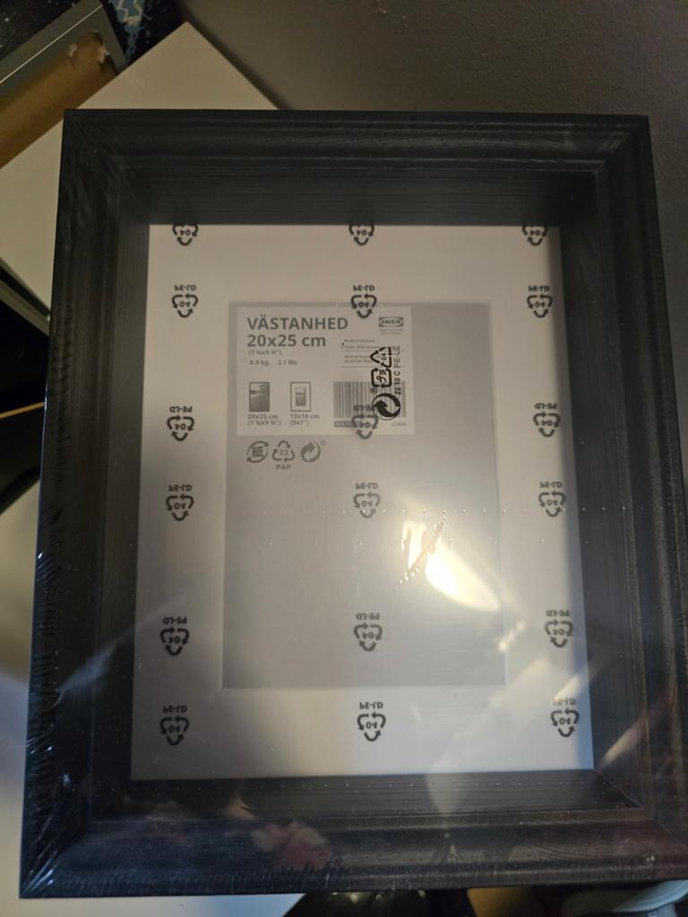 Ikea Vastanhed fotolijstjes zwart 20x25 cm - 6 stuks, Huis en Inrichting, Woonaccessoires | Lijsten, Ophalen, Minder dan 50 cm