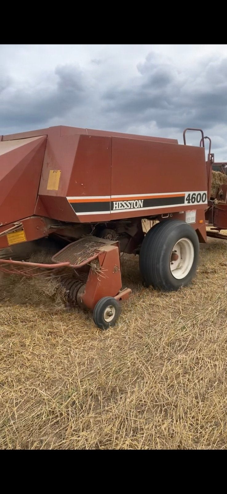 Hesston 4600 balenpers, 80 tot 120 Pk, Meer dan 10000, Ophalen of Verzenden, Gebruikt