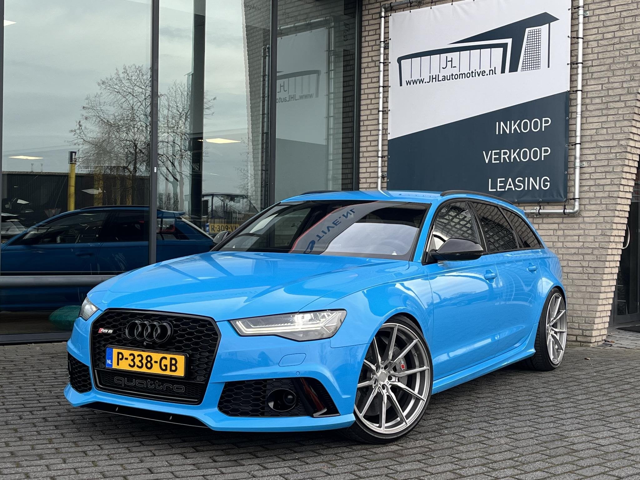 Audi RS6 *PERFORMANCE*CERAMIC*SOFCL*B&O*HUD*AKRA*KW*CONCAVE, Auto's, Automaat, Gebruikt, Blauw, RS6