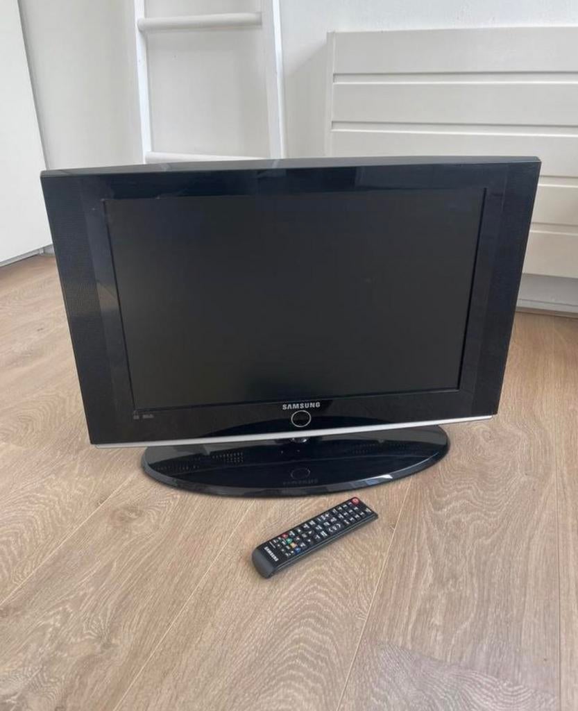 Samsung LE22S81B televisie, Ophalen, Zo goed als nieuw, 100 cm of meer, 50 Hz