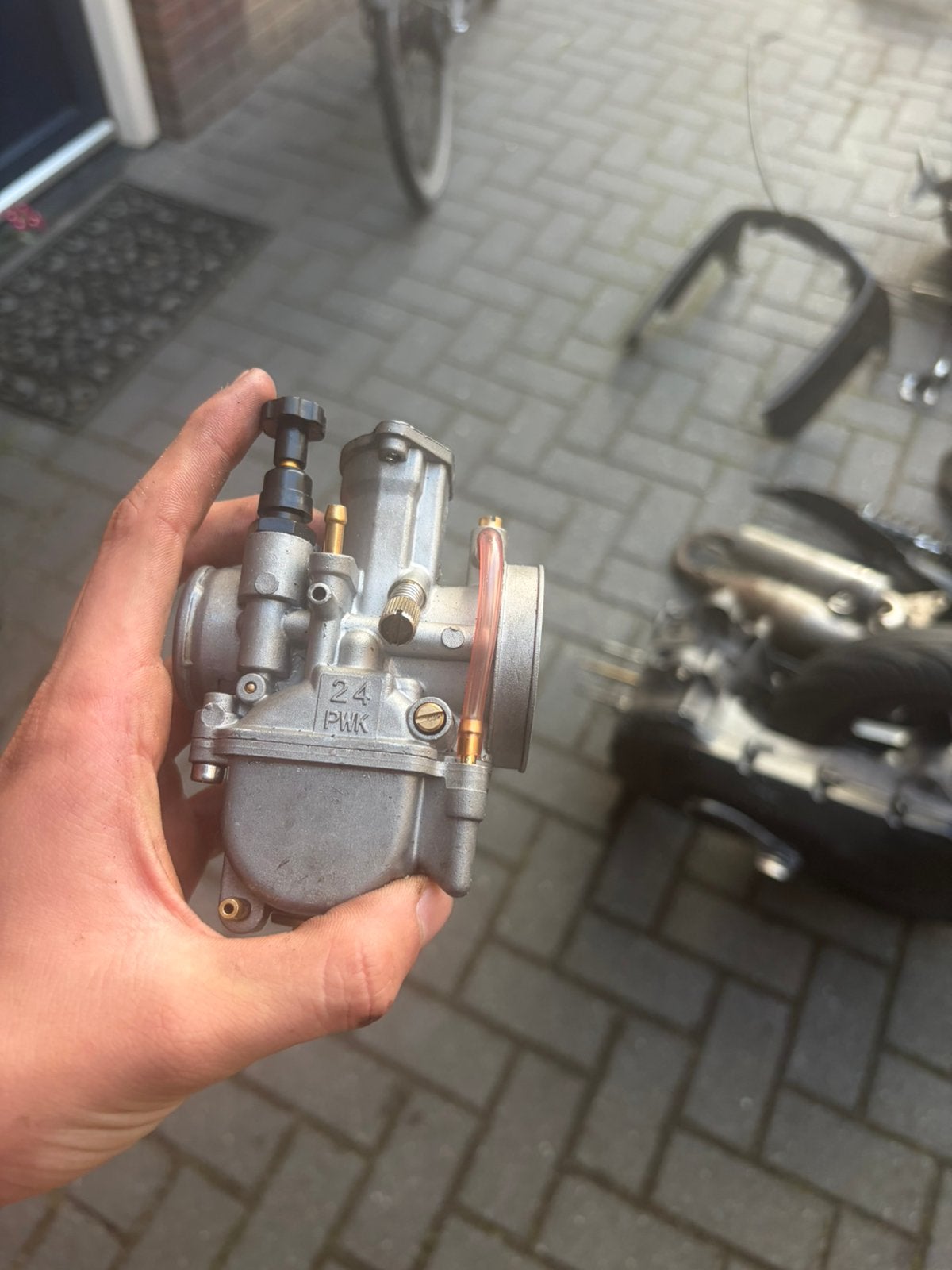 24 mm carb, Fietsen en Brommers, Ophalen of Verzenden, Zo goed als nieuw, Carburateur