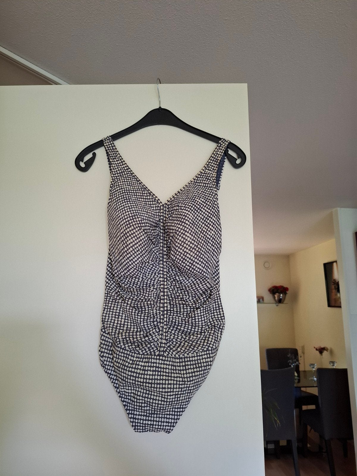badpak maat 40 merk sunflair 2 euro, Zwart, Badpak, Ophalen of Verzenden, Sunflair