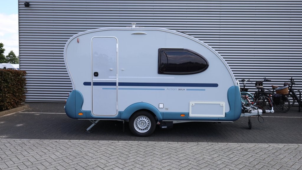 Adria Action 361 LH Mover / Thule fietsrek, Caravans en Kamperen, Caravans, Overige typen, Tot en met 2, Bedrijf, 750 - 1000 kg