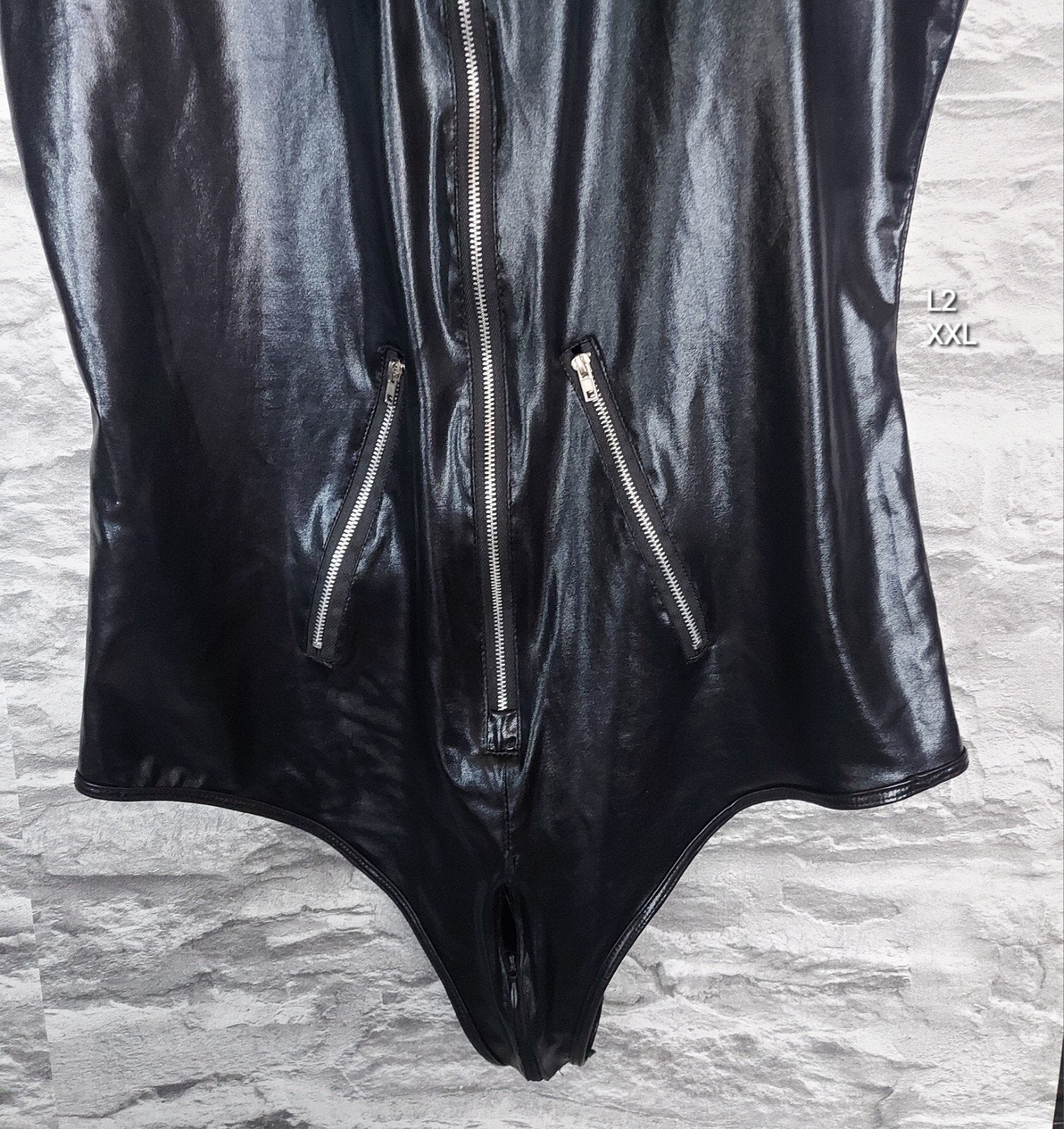 Kinky Zwarte latex look body met rits - XXL, Onbekend, Ophalen of Verzenden, Zwart, Body of Korset