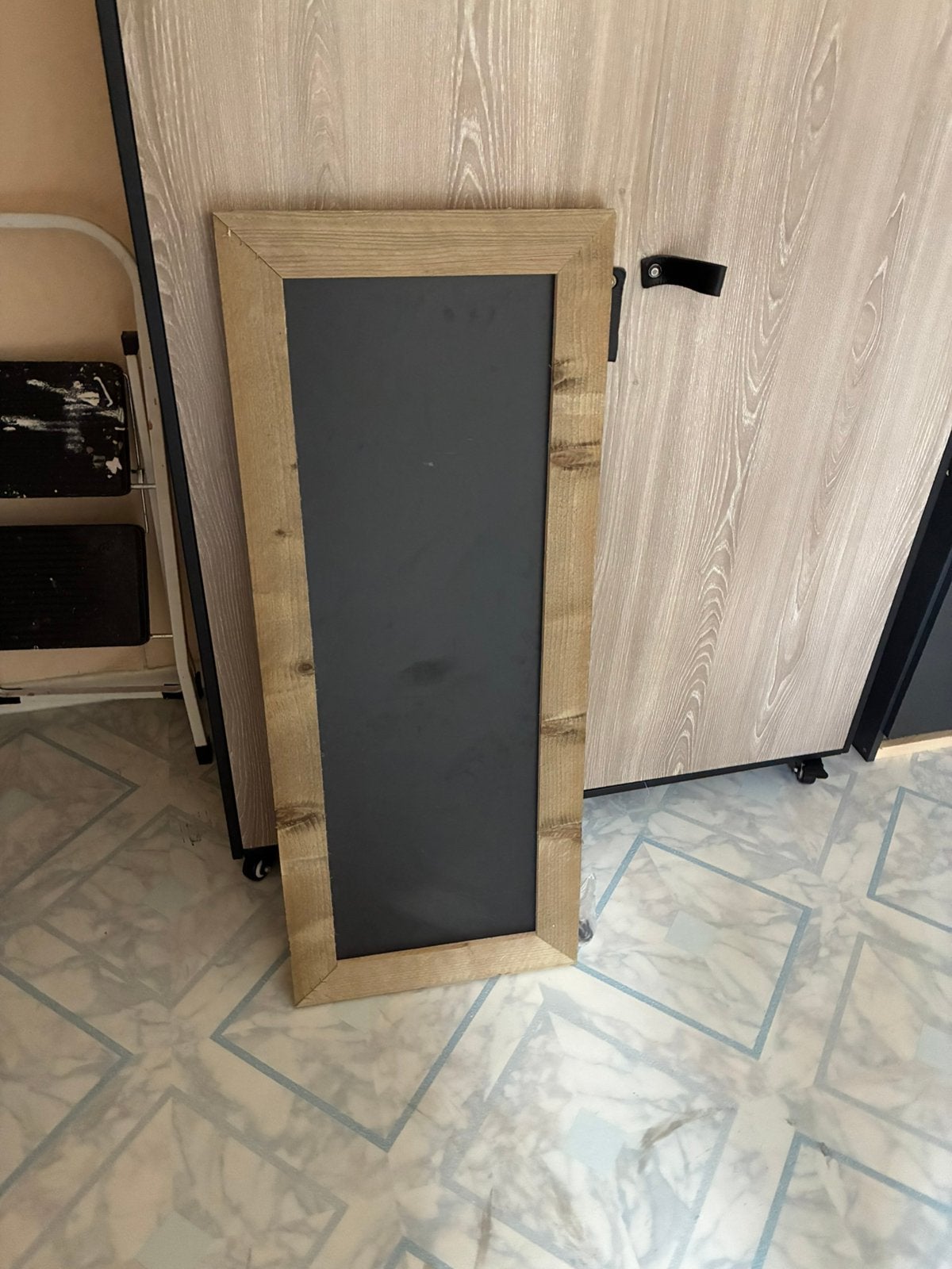 Een krijgt bord voor kinderen, Verzenden, Zo goed als nieuw, Jongen of Meisje