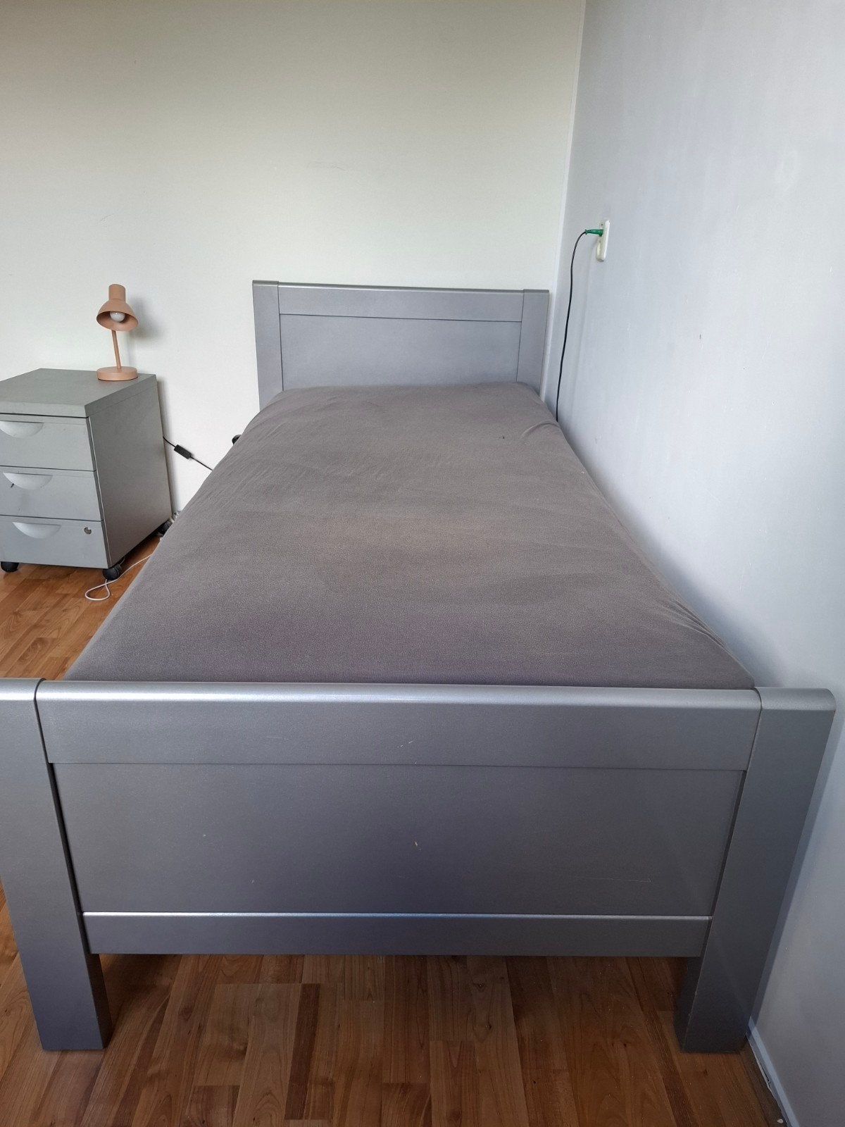 Verstelbaar eenpersoonsbed - Grijs, Ophalen, 90 cm, Eenpersoons, 200 cm