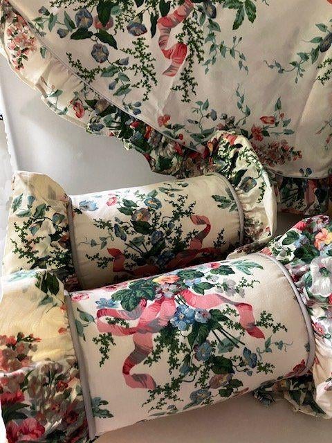 Dorma sierkussens en tafelkleed - Croscil collection, Huis en Inrichting, Woonaccessoires | Kussens, Ophalen of Verzenden, Zo goed als nieuw