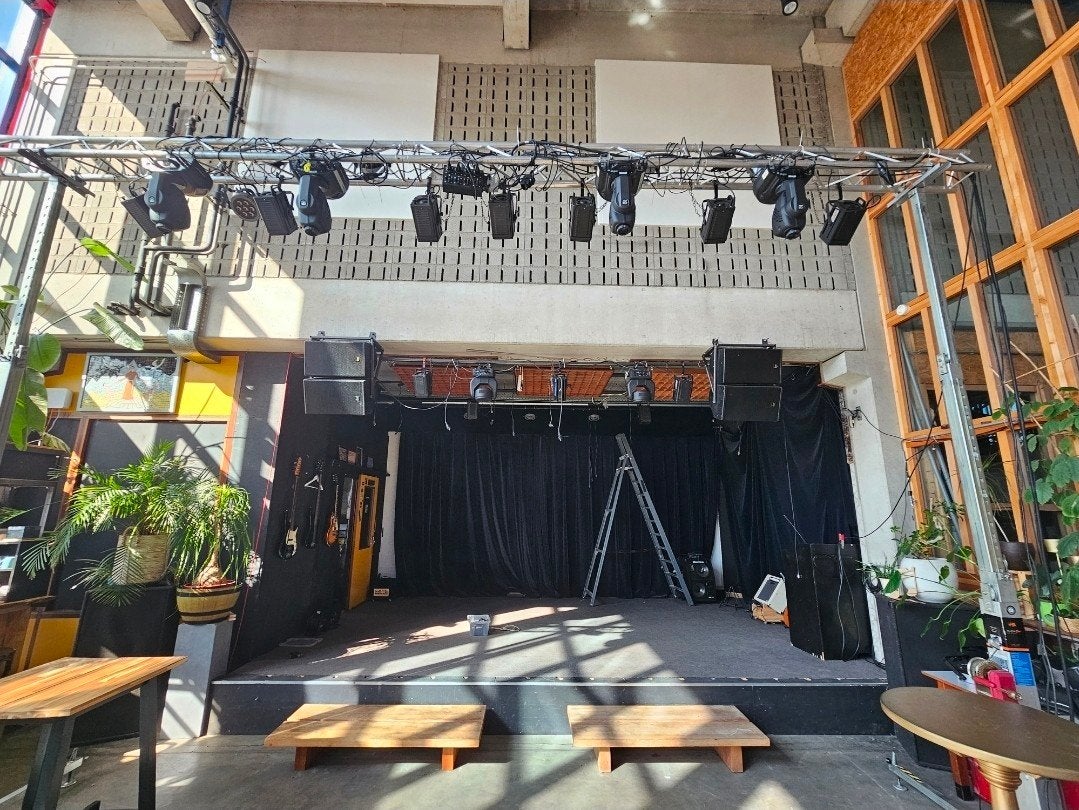 Complete set professionele podiumverlichting, Muziek en Instrumenten, Ophalen, Gebruikt