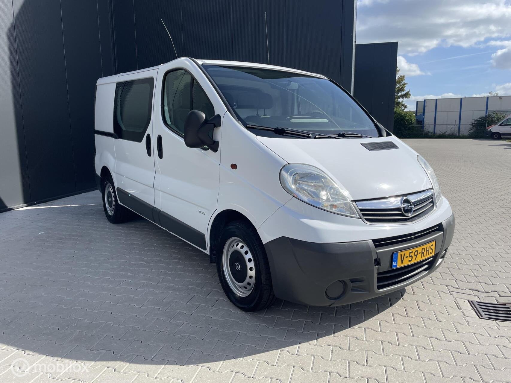 Opel Vivaro bestel 2.0i L1H1/ MARGE /Trekhaak/Nwe apk, Auto's, 1998 cc, Gebruikt, 4 cilinders, Wit