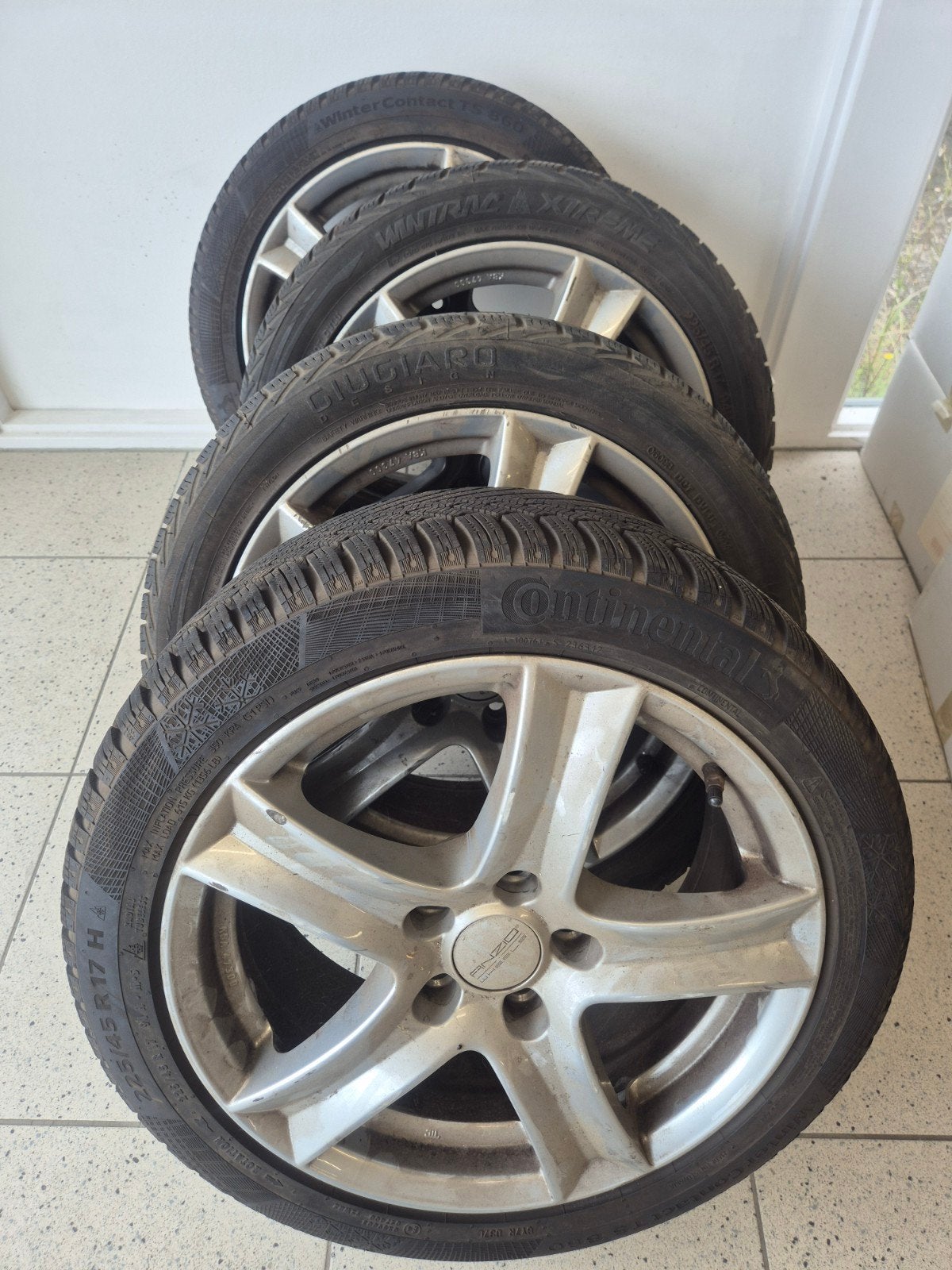 4 Velgen met winterbanden - Continental en Giugiaro, Ophalen of Verzenden