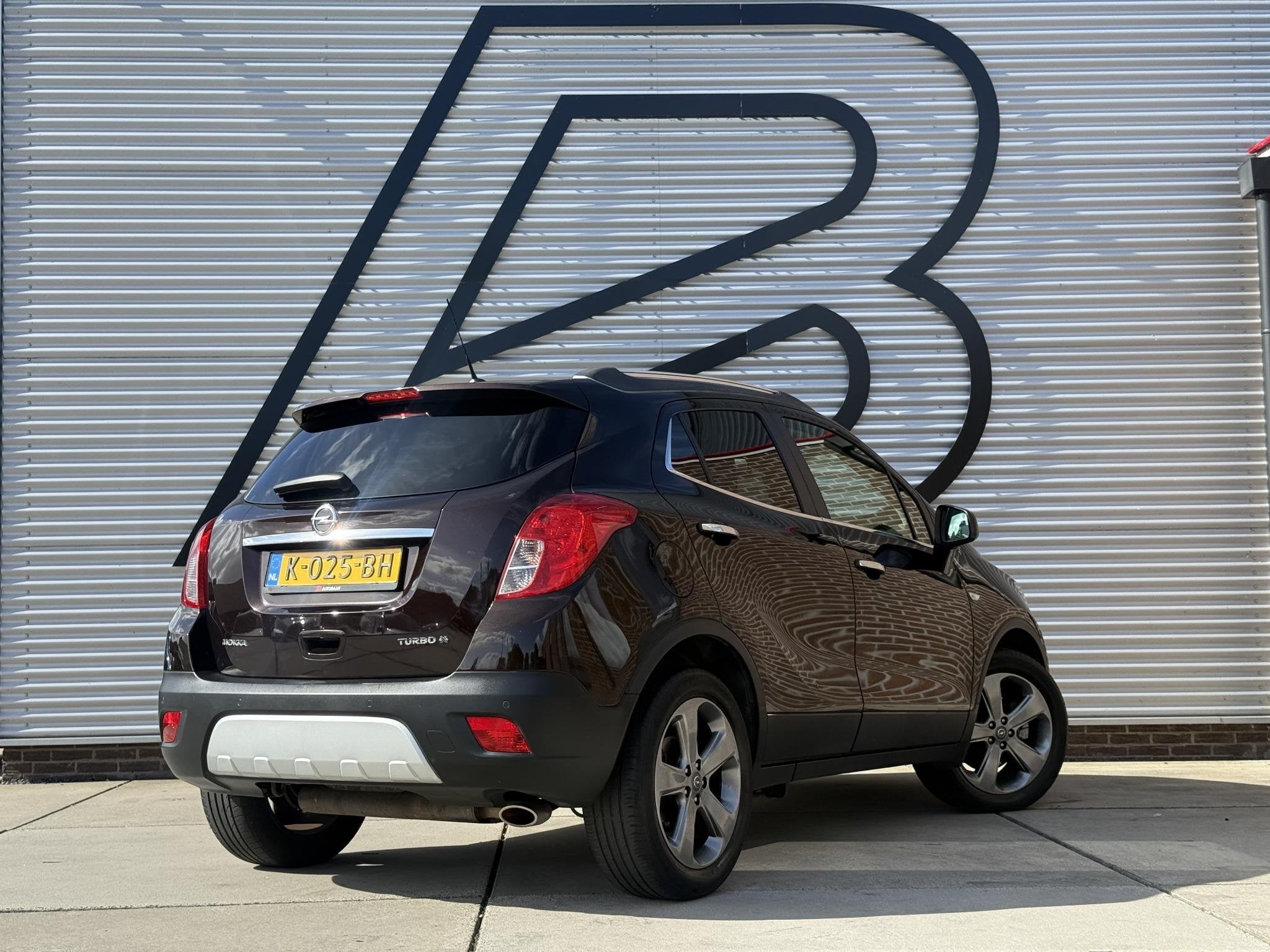 Opel Mokka 1.4 T Cosmo 4x4 1e Eigenaar|Trekhaak|Stoelverwarm, Auto's, Stof, Gebruikt, Euro 6, 4 cilinders