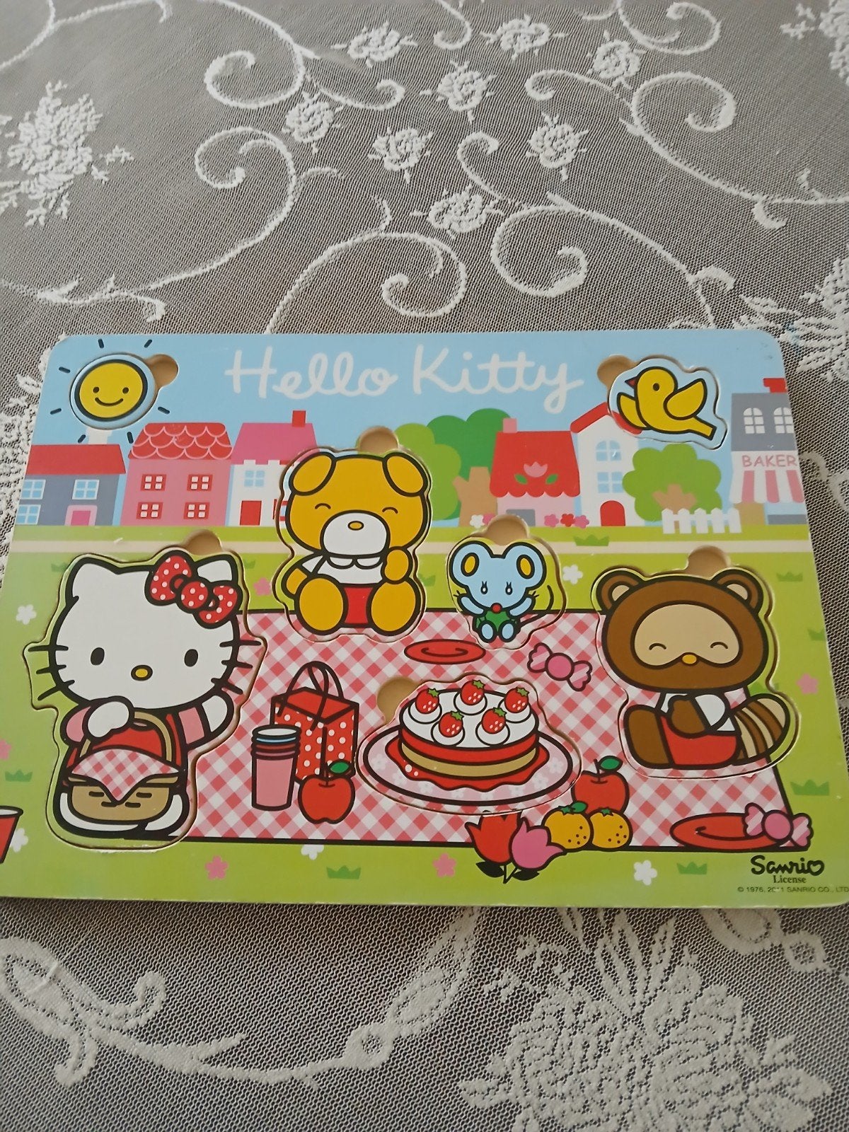 Sanrio houten puzzel Hello Kitty, Ophalen of Verzenden, Zo goed als nieuw, Overige typen
