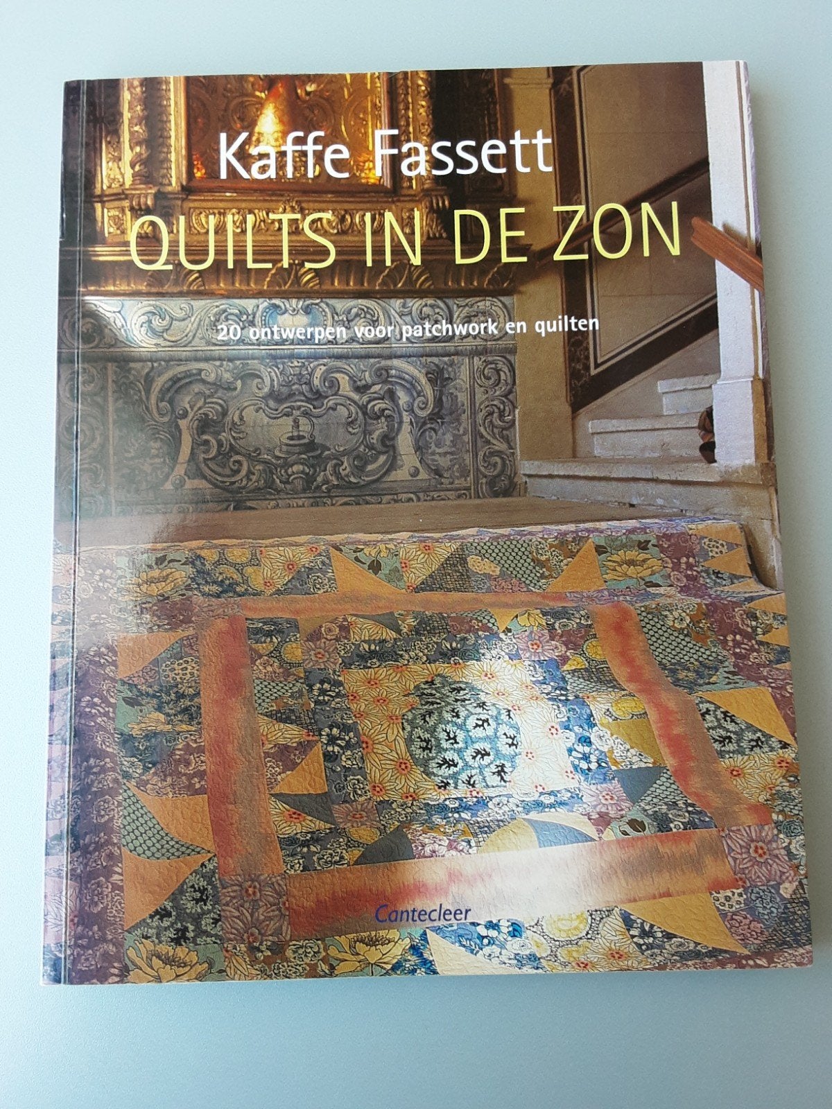 Kaffe Fassett - quilts in de zon - patchwork quilting, Ophalen of Verzenden, Zo goed als nieuw, Borduren en Naaien