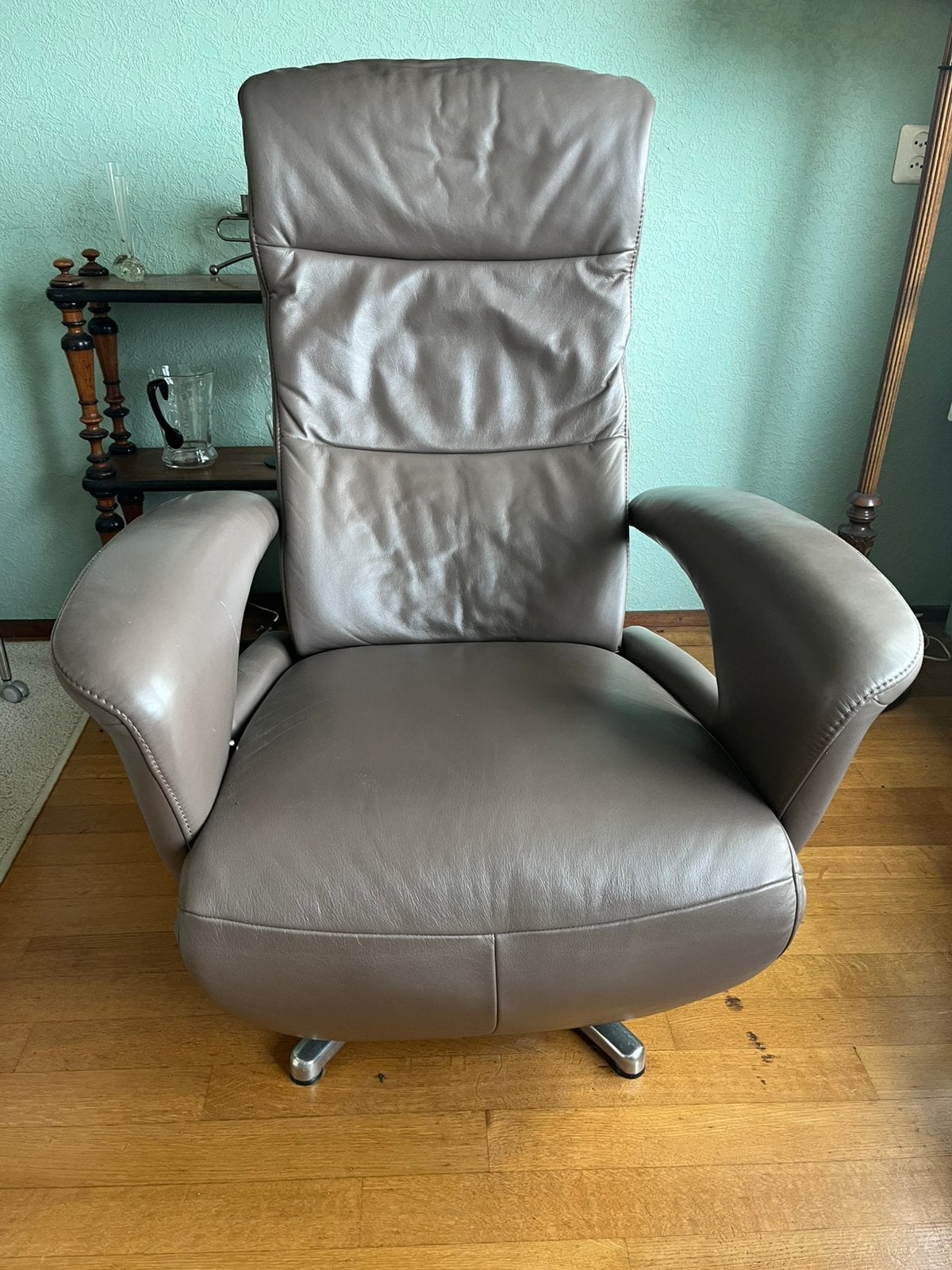 Hukia draai en kantel fauteuil, Ophalen, Zo goed als nieuw, 50 tot 75 cm, Leer