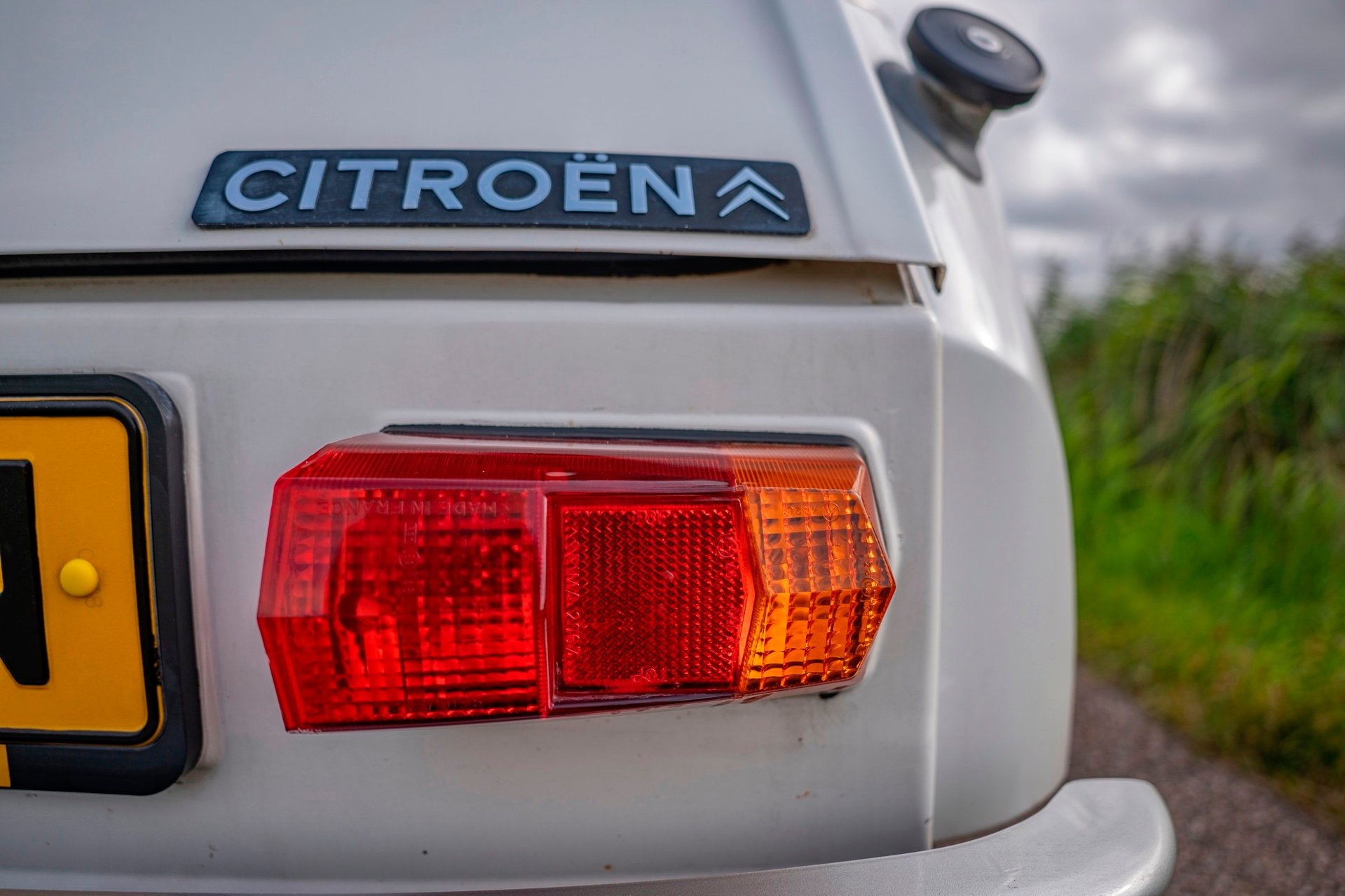 Citroen Dyane 6 Confort 26.000km!, Auto's, Voorwielaandrijving, 35 pk, Wit, Origineel Nederlands