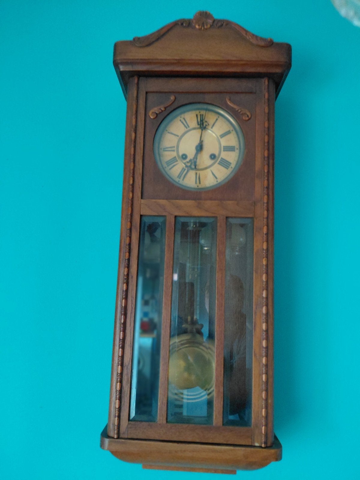 Antieke wandklok junghans met slinger - Houten behuizing, Ophalen
