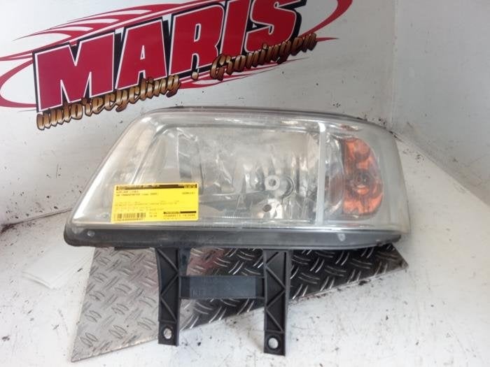 Koplamp links van een Volkswagen Transporter, Gebruikt, -, Volkswagen, -
