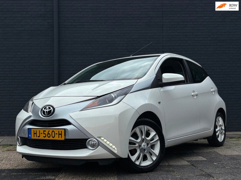 Toyota Aygo 1.0 VVT-i X-Pure | Bluetooth | Carplay | Camera, Auto's, Toyota, Bedrijf, Te koop, Aygo, ABS, Achteruitrijcamera, Airbags