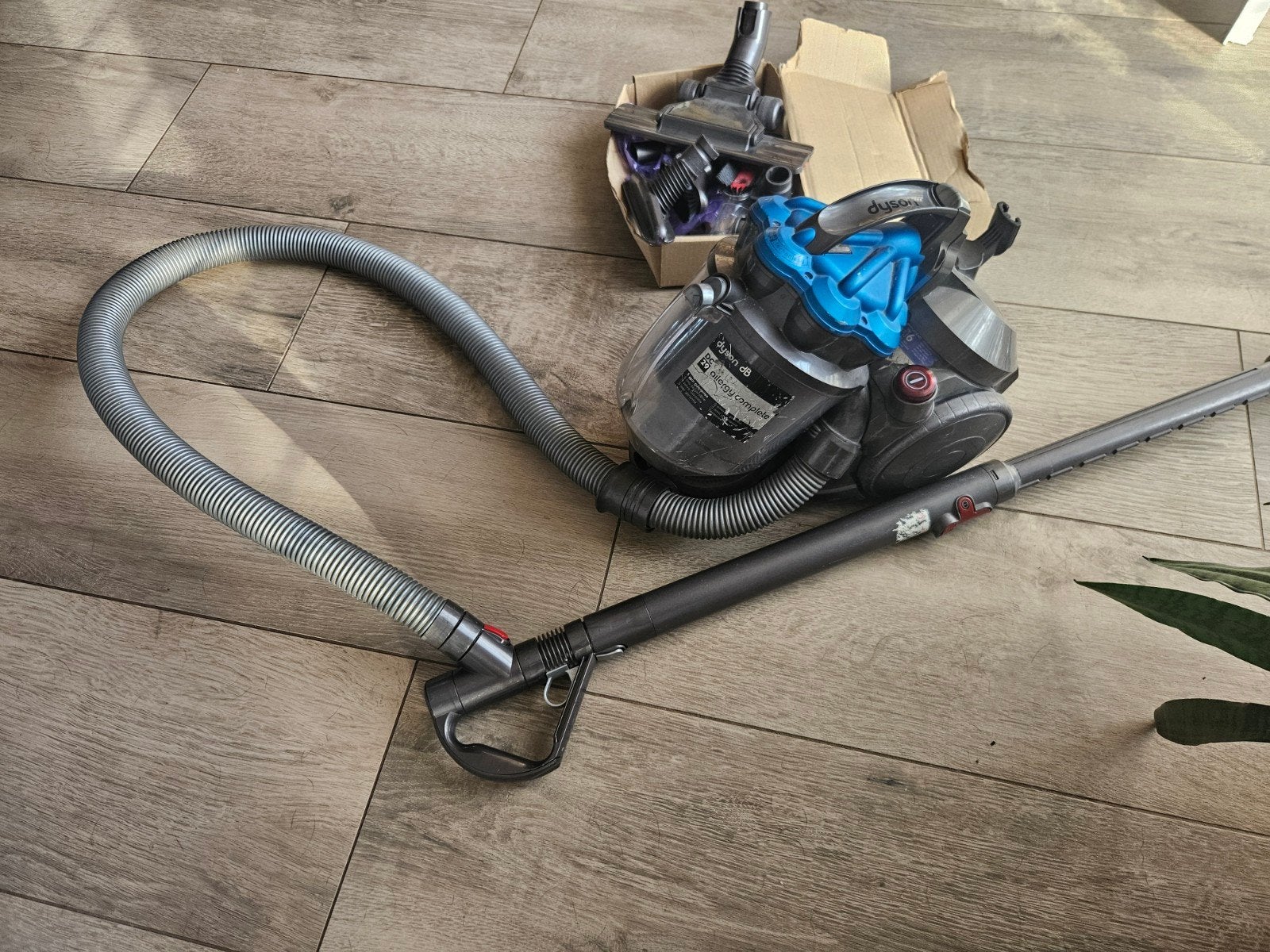Dyson stofzuiger met accessoires, Inclusief accessoires, Gebruikt, Ophalen of Verzenden, Dyson