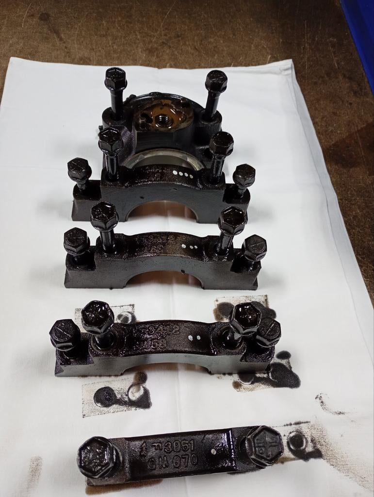 Chevrolet 350 lager kappen 4 bouts, Ophalen, Chevrolet