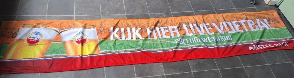 Amstel Bier Live Voetbal Reclamebanner, Verzamelen, Biermerken, Ophalen of Verzenden, Zo goed als nieuw, Glas of Glazen, Amstel
