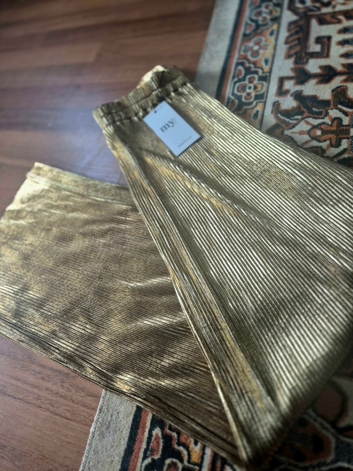 Nieuwe gouden plissé broek van My Jewellery, maat M, My Jewellery, Nieuw, Lang, Goud