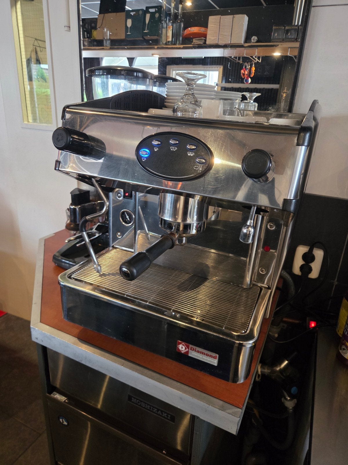 Goed werkende koffiemachine + bonenmaler - recent onderhoud, Ophalen, Zo goed als nieuw