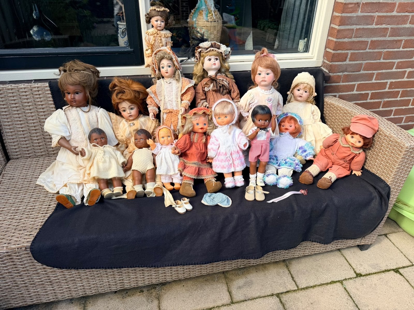 Grote collectie antieke en vintage poppen, Ophalen of Verzenden, Gebruikt, Babypop