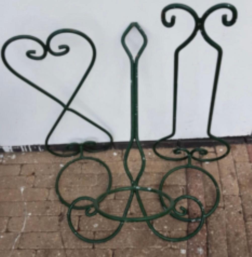 Set van 3 metalen plantenstandaards - groen, Tuin en Terras, Gebruikt, Minder dan 60 cm, Ophalen of Verzenden, Binnen