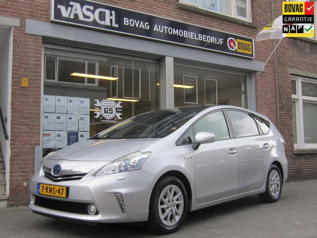 Toyota Prius Wagon 1.8 Dynamic Business Trekhaak Pano All In, Gebruikt, 4 cilinders, 7 stoelen, Origineel Nederlands