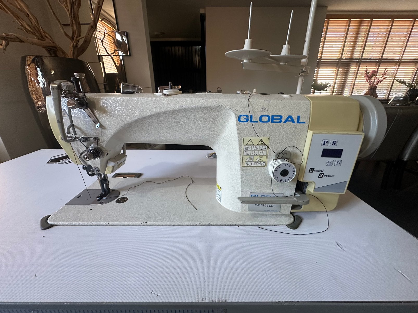 Global WF 3955 DD naaimachine ideaal voor canvas en leer, Ophalen, Zo goed als nieuw, Naaimachine, Overige merken