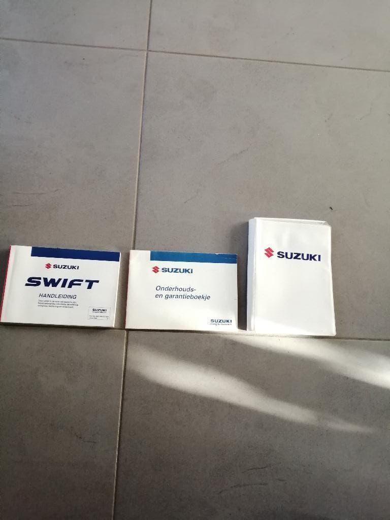 Compleet mapje boekjes SUZUKI SWIFT type RS   2004/2010, Auto diversen, Handleidingen en Instructieboekjes, Ophalen of Verzenden