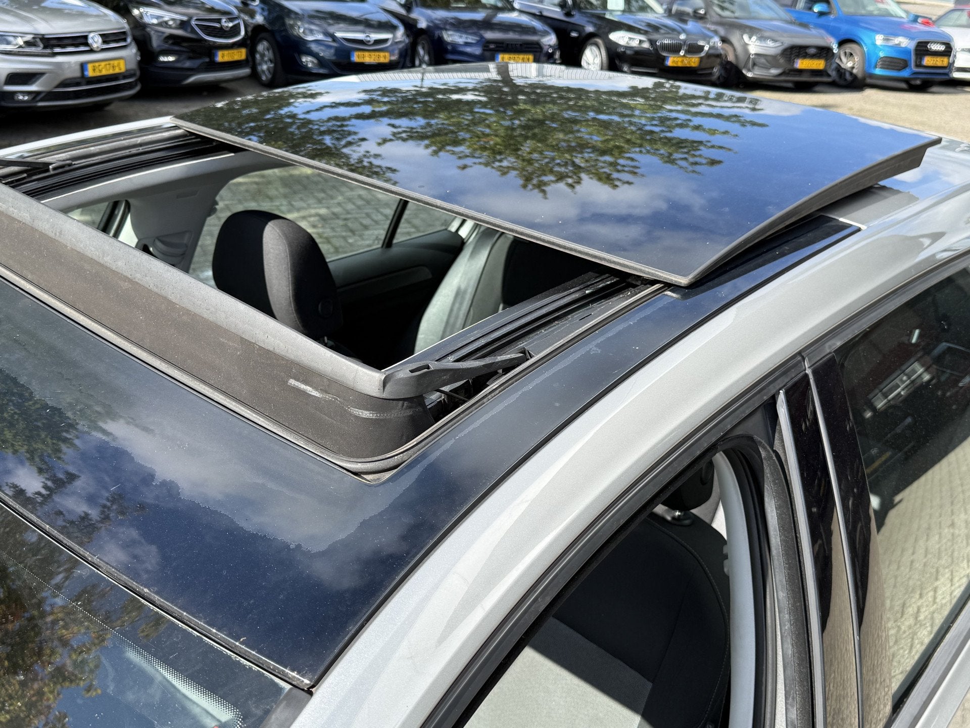 Volkswagen Golf BWJ 2013 1.2 TSI Easyline PANORAMADAK | STOE, Voorwielaandrijving, Gebruikt, Zwart, 4 cilinders