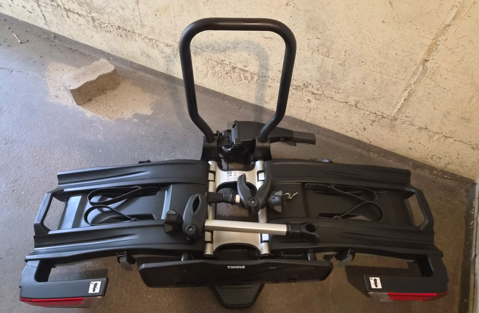 Thule EasyFold 933 fietsendrager voor 2 fietsen, ook e-bikes, Auto diversen, Fietsendragers, Ophalen, Elektrische fiets, Zo goed als nieuw