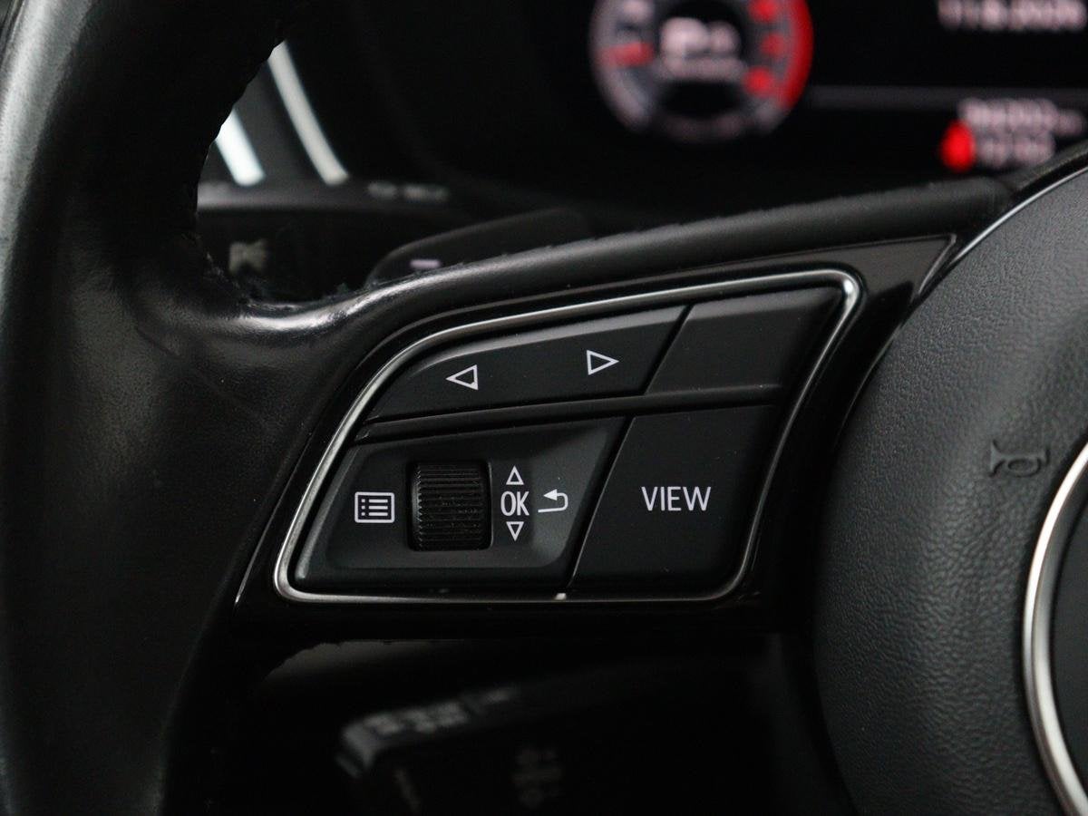 Foto 20 van Audi A4 Limousine 35 TFSI Launch edition Business | Cruise c