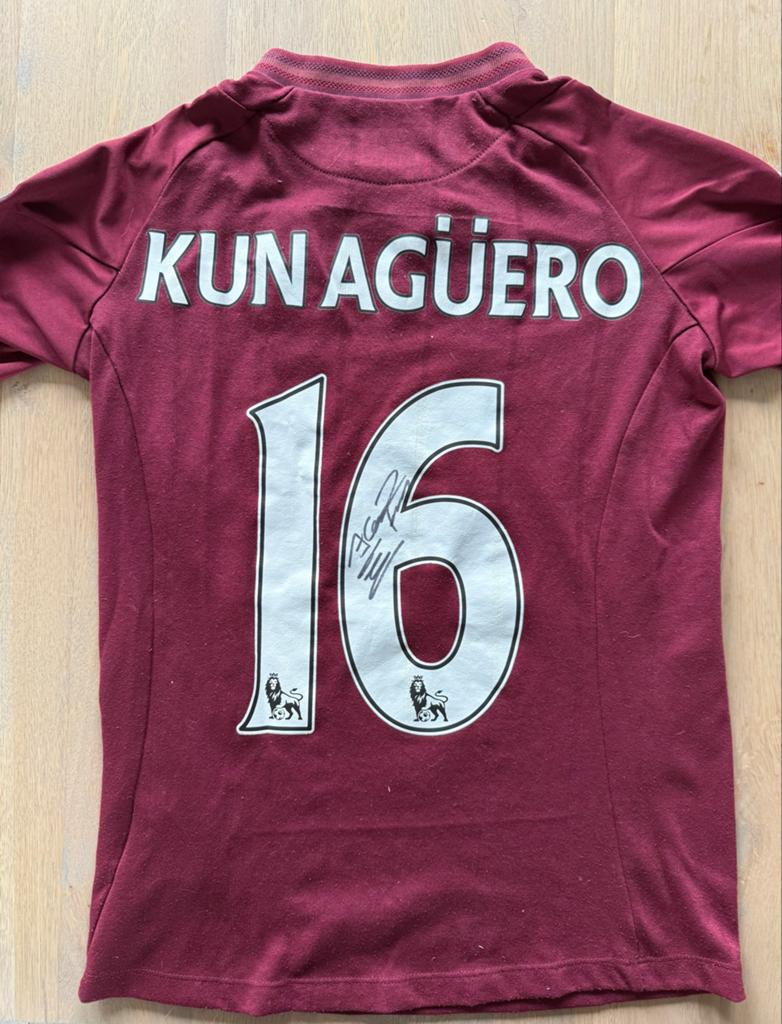 Gesigneerd Manchester City uitshirt 2012/13 - Aguero, Ophalen of Verzenden, Zo goed als nieuw, Buitenlandse clubs, Shirt