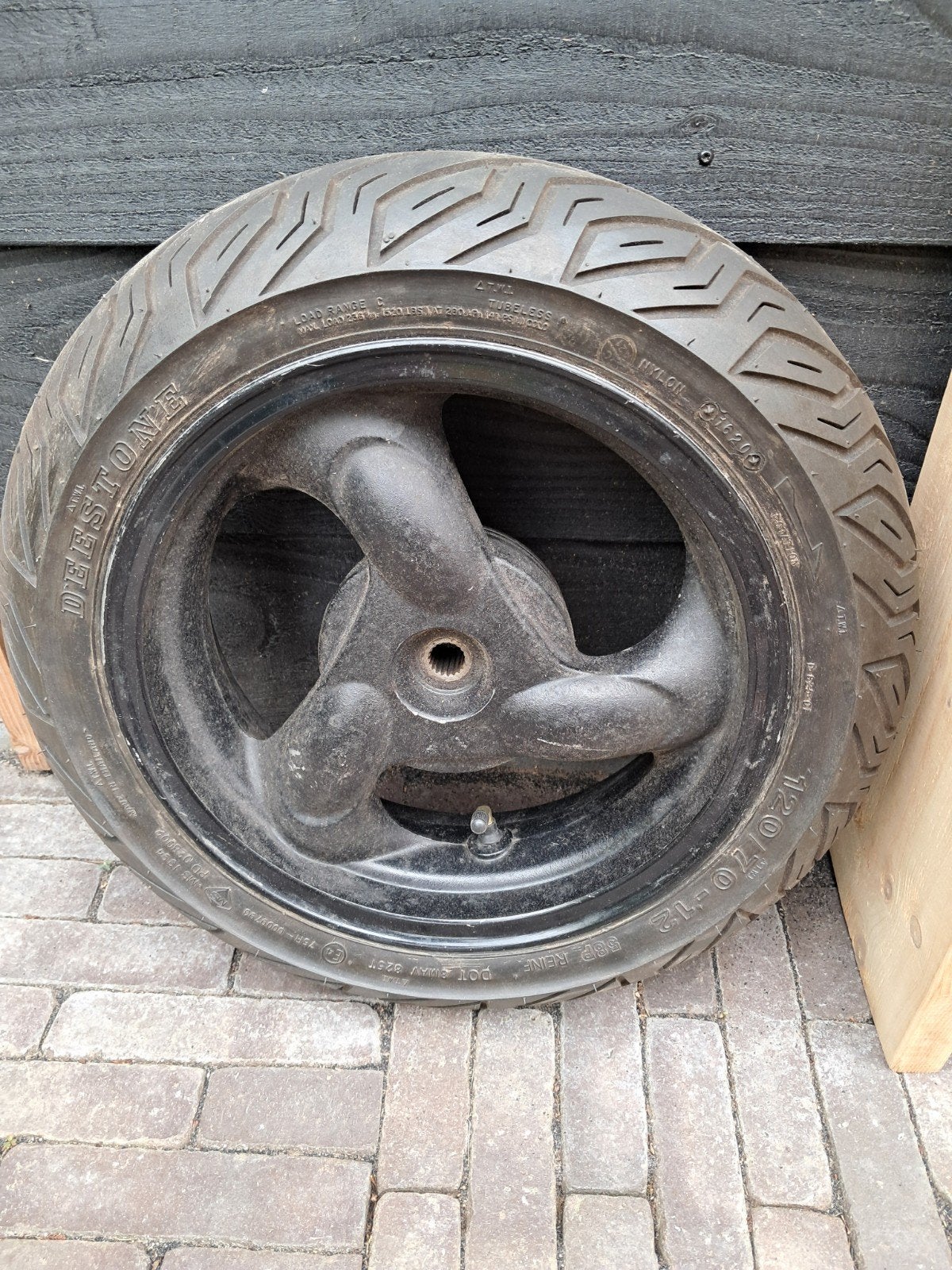 Kymco achterwiel met nieuwe Deestone 120/70-12 band, Ophalen of Verzenden, Overige typen, Kymco