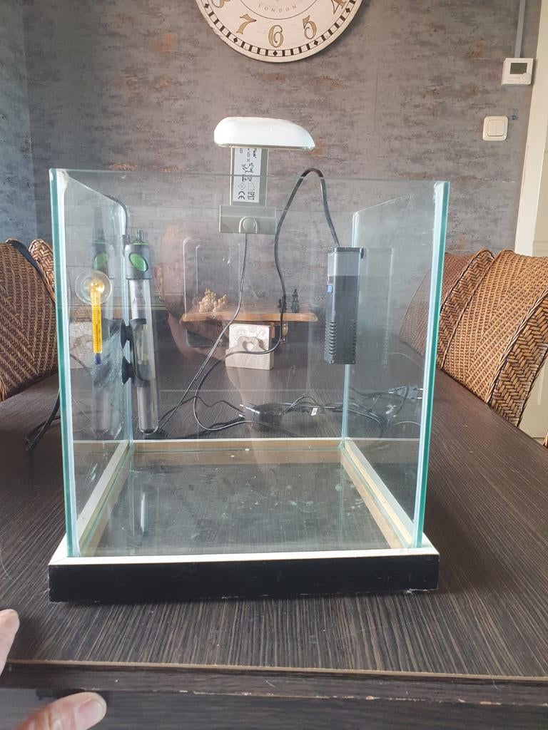 Nano aquaruum compleet, Dieren en Toebehoren, Vissen | Aquaria en Toebehoren, Ophalen, Zo goed als nieuw, Leeg aquarium