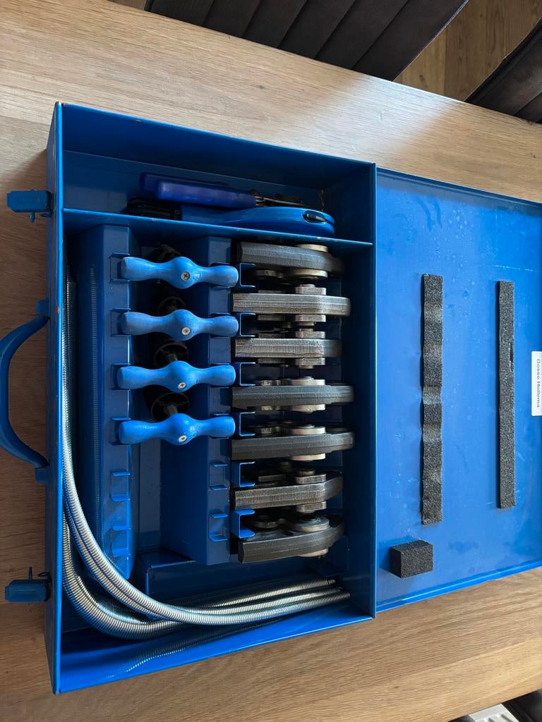 Uponor perstang te huur!, Ophalen