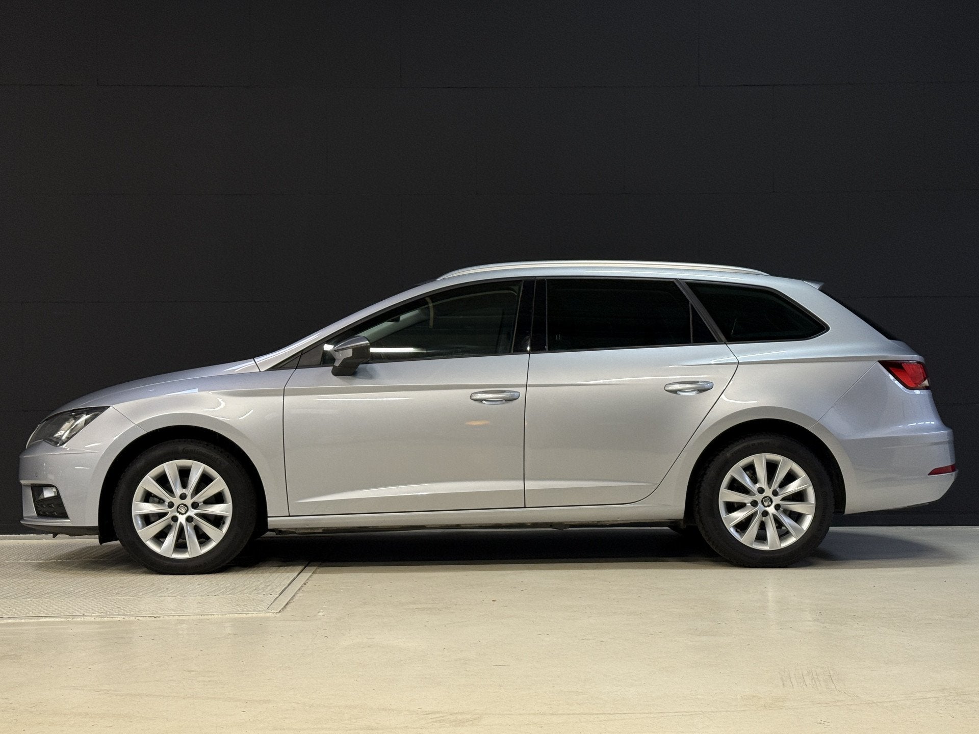 SEAT Leon ST 1.0 TSI Style Ultimate Edition | Camera | Draad, Stof, Gebruikt, Leon, Origineel Nederlands